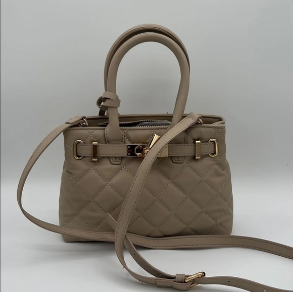 Elegant Badgley Miscka Tan Quilted Handbag - Picture 2 of 3
